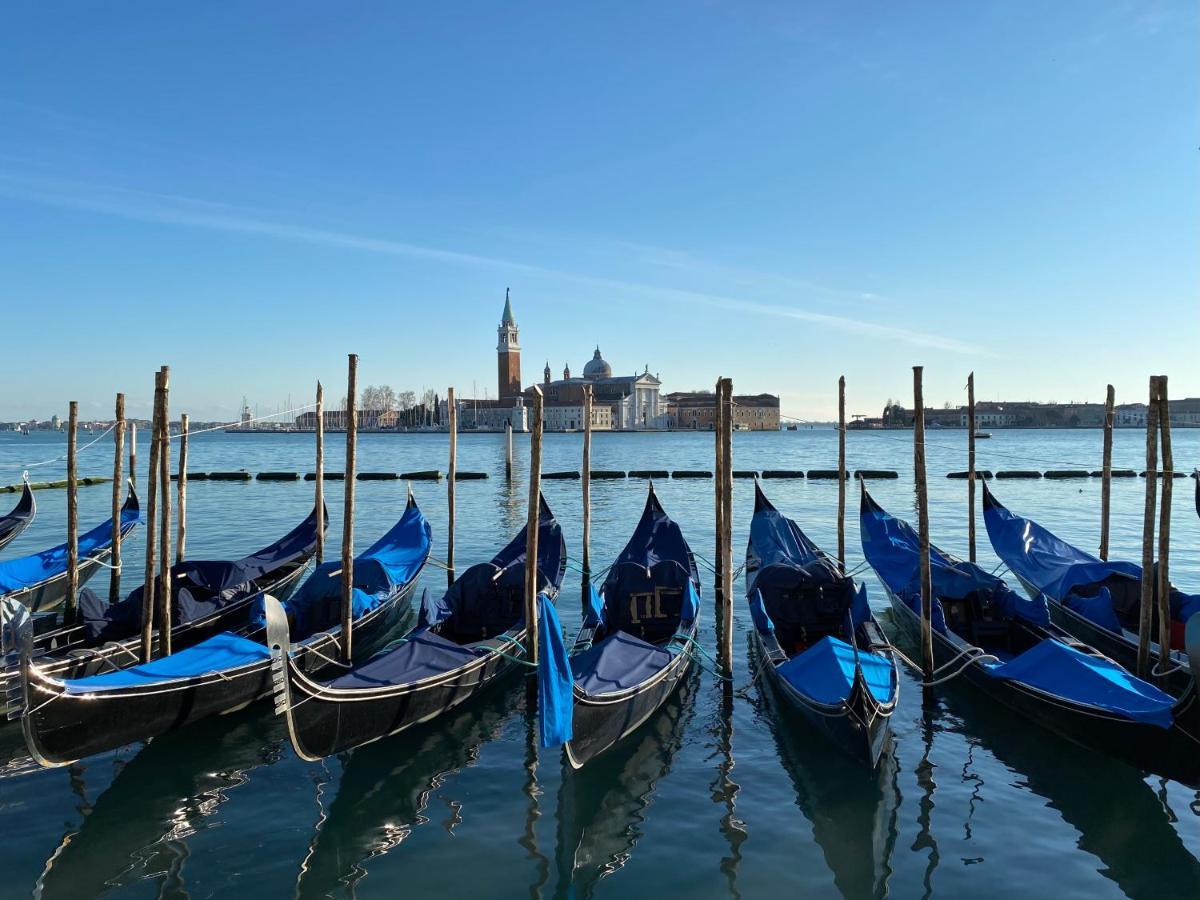 Venezia Ca' Sole Apartment เมสเตร ภายนอก รูปภาพ